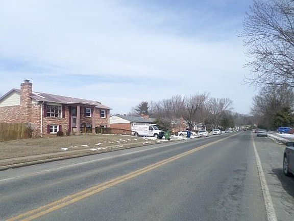 5th image of 14703 Darbydale Ave
