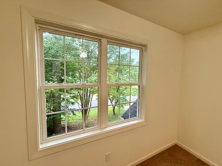 5012 Evelyn Way — Photo 22