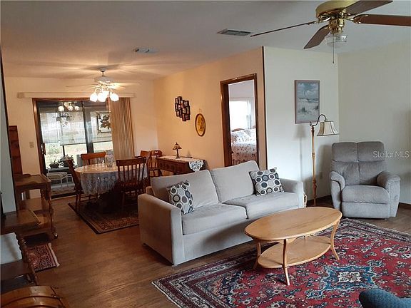 5th image of 10061 SW 93rd Ave