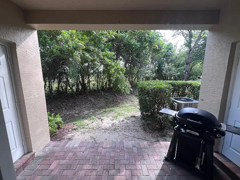 681 NW 42nd Ave — Photo 32