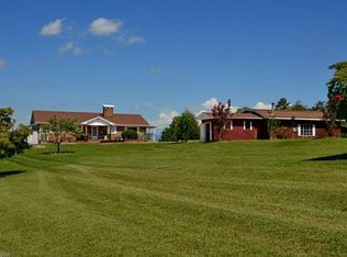 102 Mayfield Ln, Tryon, NC 28782