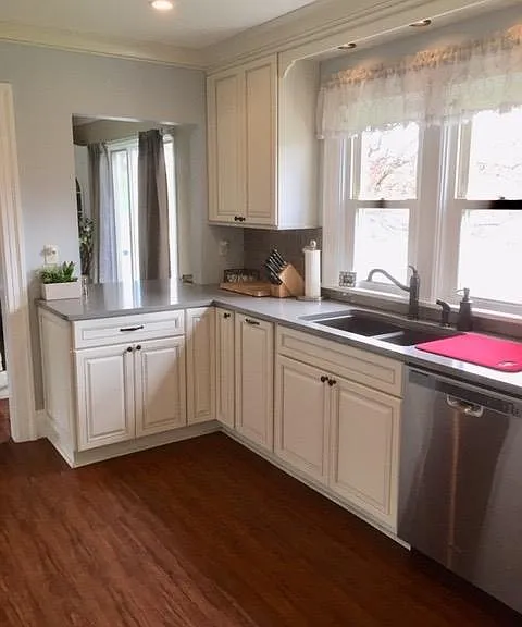 1502 Washington St — Photo 3