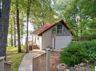 200 Bayview Dr, Bumpus Mills, TN 37028