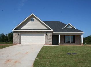 102 Lasseter Ln, Perry, GA 31069