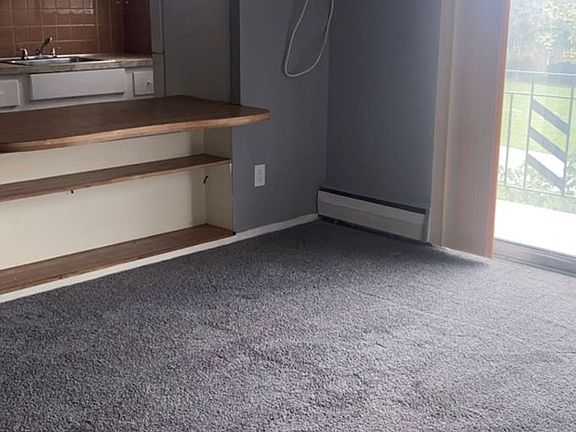 2nd image of 17572 Lake Shore Blvd #L302