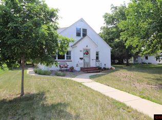 822 S Broadway St, New Ulm, MN 56073