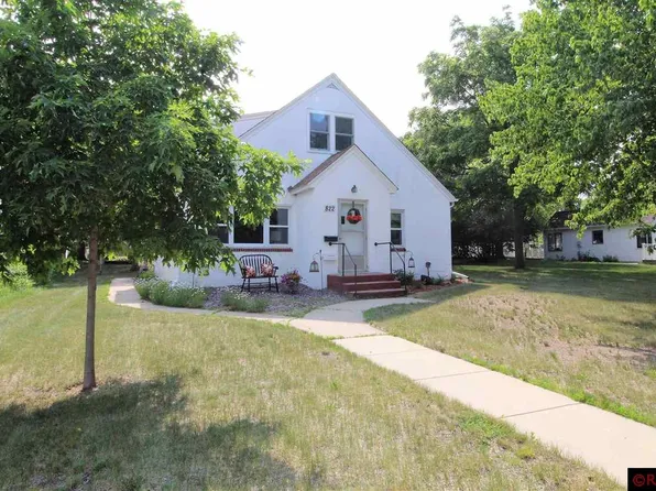 822 S Broadway St, New Ulm, MN 56073