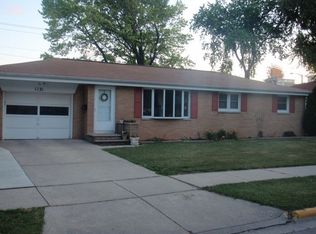 1131 Shadow Ln, Green Bay, WI 54304