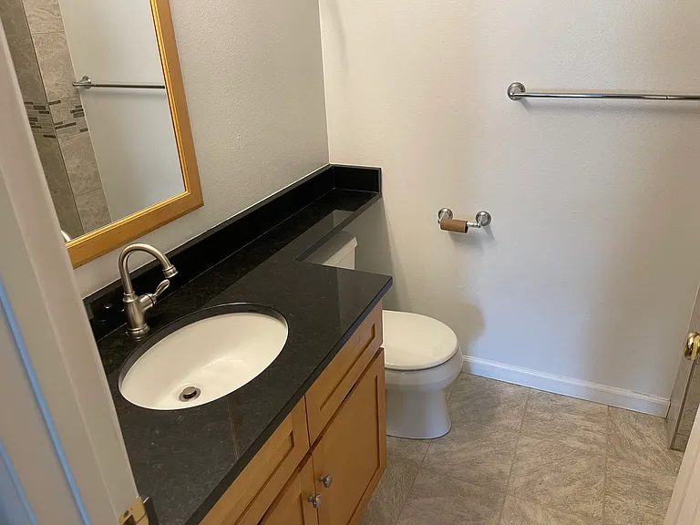 8710 Many NW #5 — Photo 11