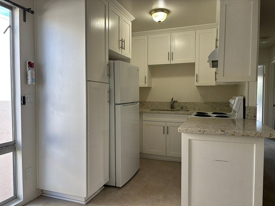1st image of 4020 Texas St APT 7
