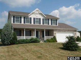 19 Reba Dr, New Oxford, PA 17350