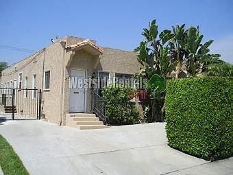 1st image of 843 N Citrus Ave