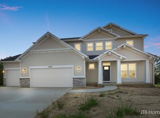 8354 Bauerridge Ave, Jenison, MI 49428