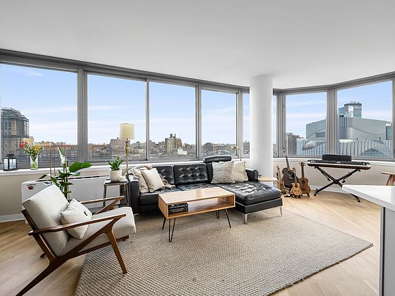 2nd image of 230 Ashland Pl APT 17C