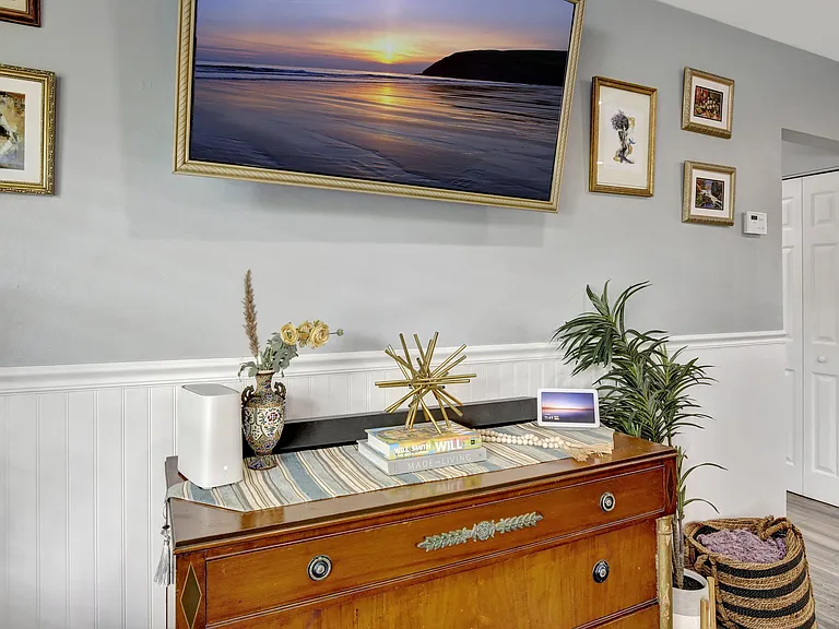 2270 Island Dr — Photo 32