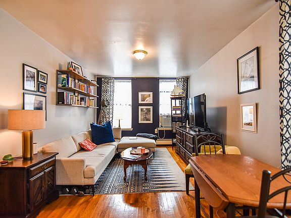 2nd image of 120 W 112th St #6C