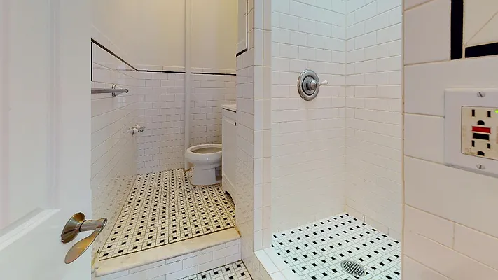 Rented by Bond New York | media 6