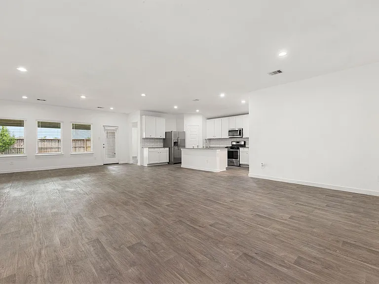 6931 Dell Vista Dr — Photo 12