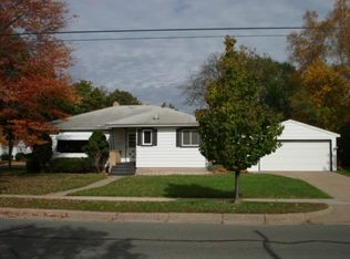 176 Lake View Dr, Wausau, WI 54403