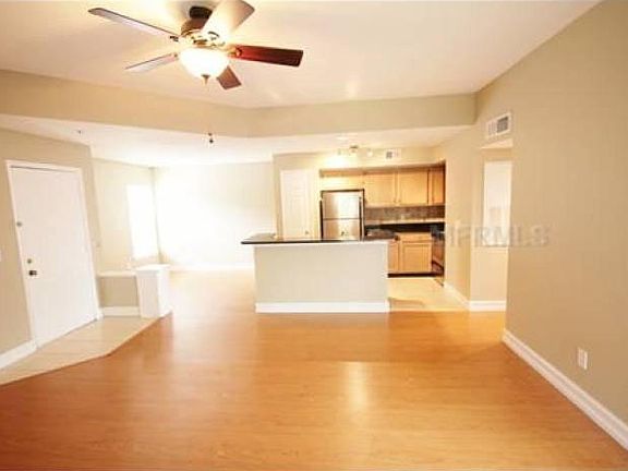 5th image of 470 S Pin Oak 304 Pl