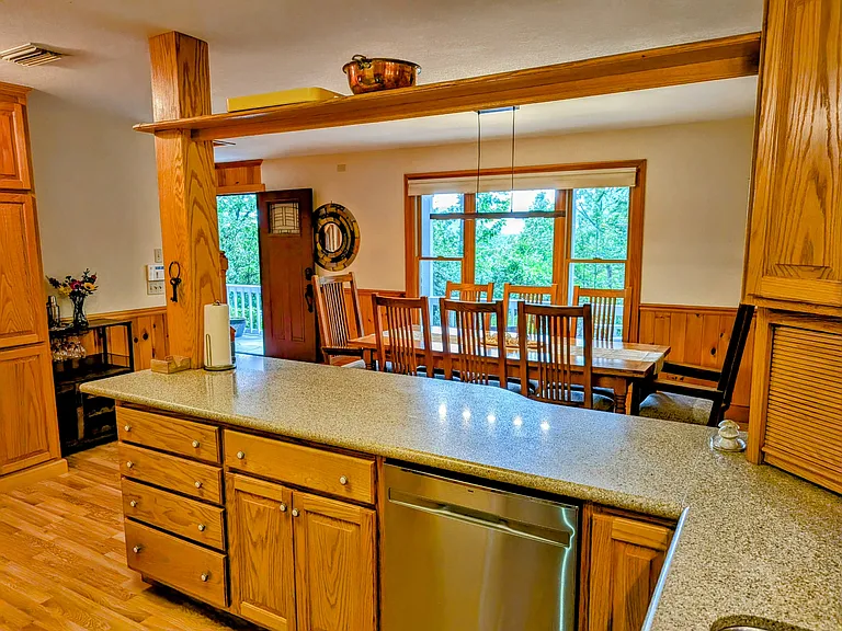 524 Stornoway Dr — Photo 13