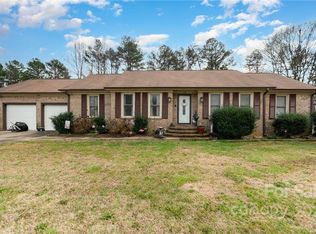 370 Camelot Rd, Salisbury, NC 28147