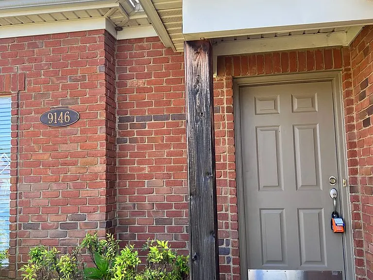 9146 Glen Cv — Photo 16