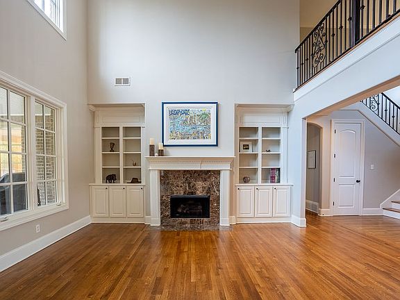 4th image of 1252 Braygood Dr