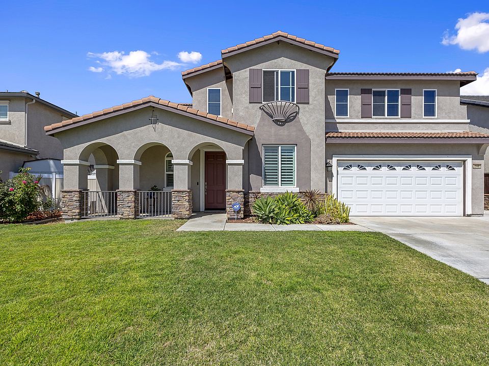 1st image of 36683 Silk Oak Terrace Pl