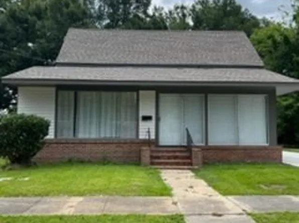 304 N Louisiana St, Abbeville, LA 70510