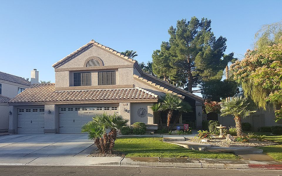 1st image of 334 Humboldt South Dr