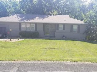 29214 Lake Shore Dr, Sedalia, MO 65301