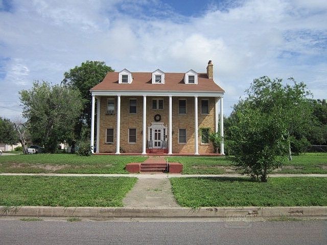 1st image of 701 E Taylor Ave