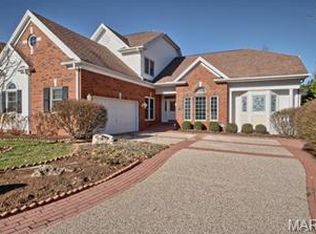 549 Fairway Oaks Dr, Eureka, MO