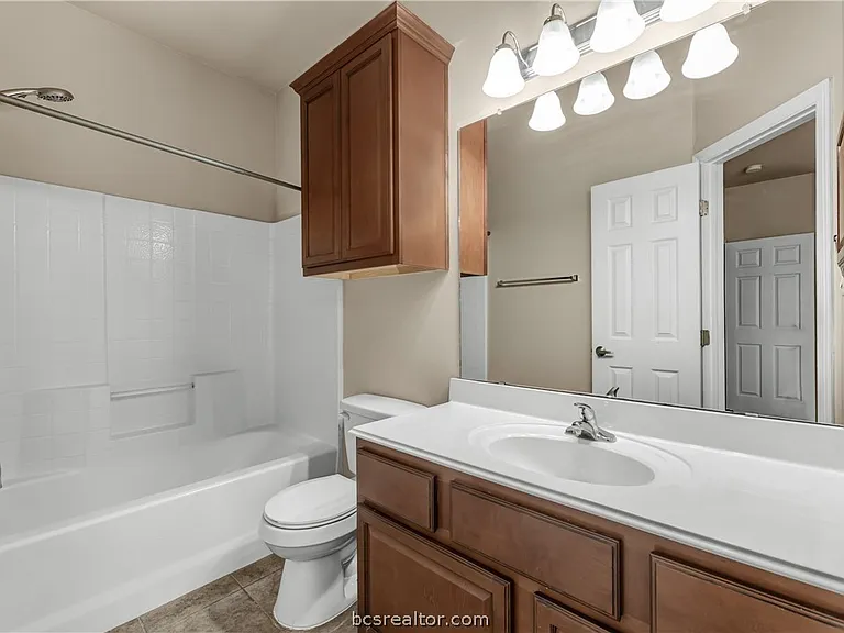 1198 Jones Butler Rd #204 — Photo 16