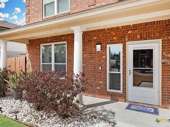 4th image of 1911 Schorn Dr