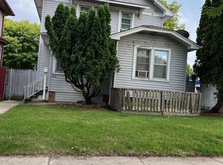 1425 Lucia Ave, Waukegan, IL 60085
