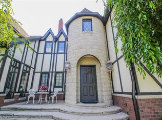 2208 N Revere Rd, Akron, OH 44333