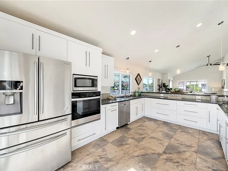 3482 Almond St — Photo 13