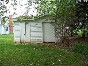 4th image of 8716 Stafford Dr