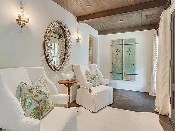 3rd image of 6083 Shady Park Ln