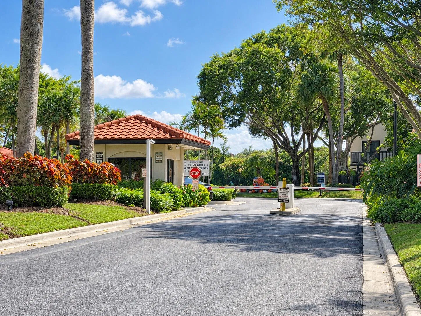 2 bed, 2.5 bath, 1452 sqft, $3,500 — Photo 3