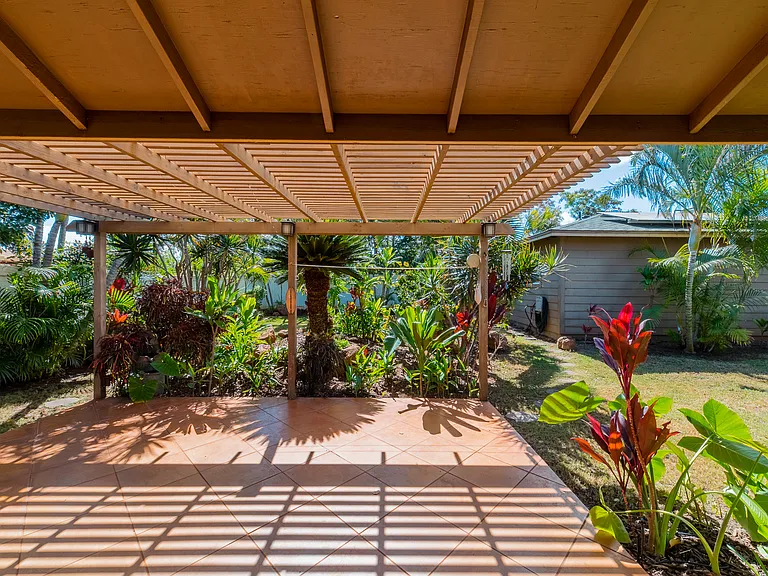 309 Wainohia St — Photo 23