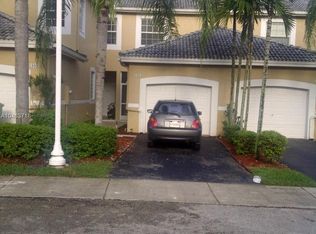 1884 Salerno Cir, Weston, FL 33327