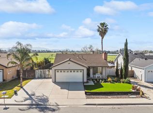312 Blue Ridge Ln, San Jacinto, CA 92583