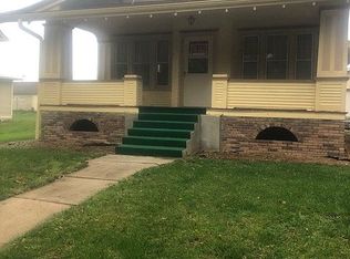 611 N Davis Ave, Oakland, NE 68045