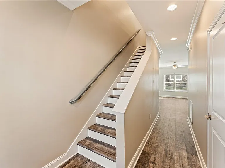 Townehomes of Beaver Ridge — Photo 53