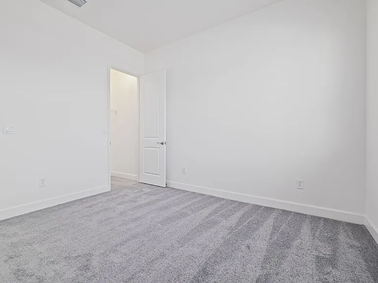 32754 Tree Of Life Ave — Photo 8