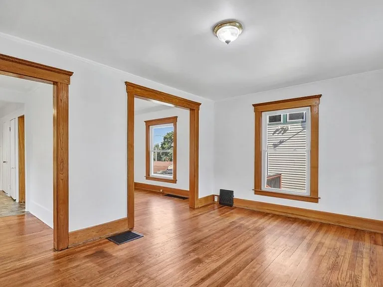 1404 Linval St — Photo 8