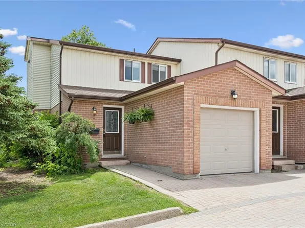 25 Valleyview Rd #1, Kitchener, ON N2E 1L5